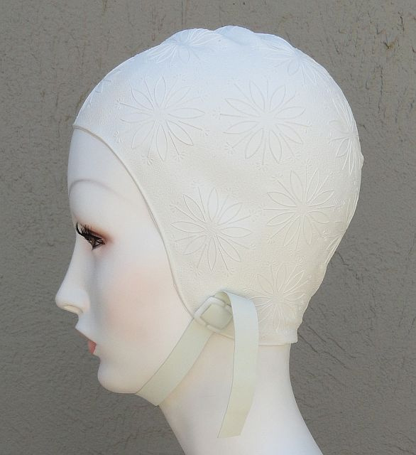 Vintage White Rubber Daisy Print Swimcap with Chin Strap