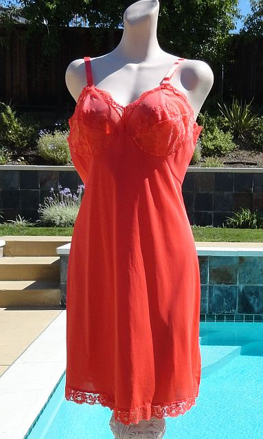 Vintage 60s Gossard Artemis Coral Full Slip sz 36 Average